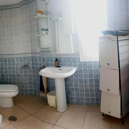 Apartment 2-bedroom Near Beach And Golden Mile *