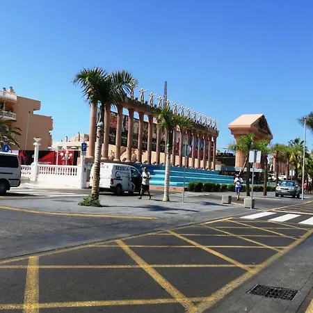 2-bedroom Near Beach And Golden Mile *