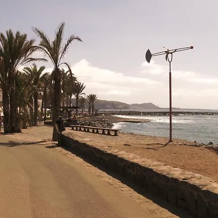 2-bedroom Near Beach And Golden Mile *