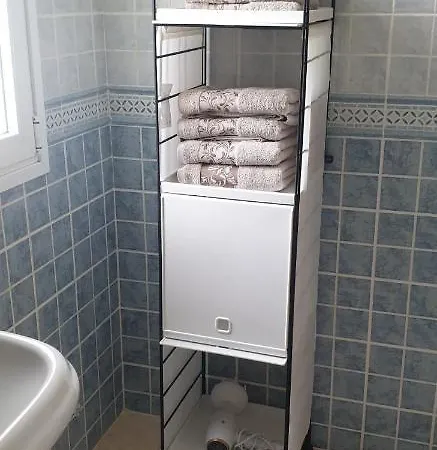 2-bedroom Near Beach And Golden Mile Apartment